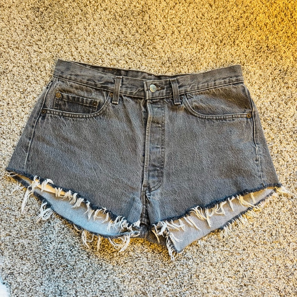 Vintage Levi's 501‎ Cutoff Denim Shorts W33 Black Faded USA Y2K Grunge Festival